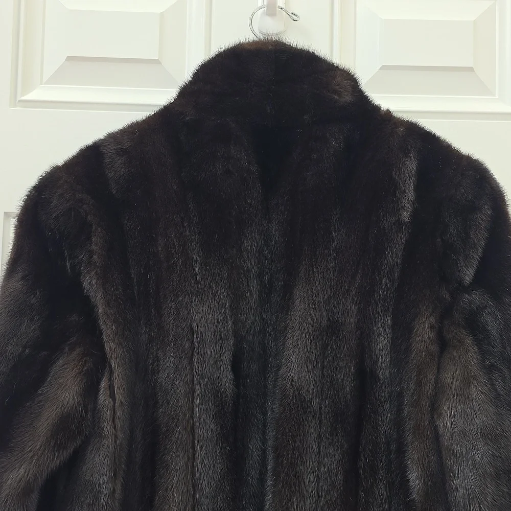 Antonovich Black/Dark Brown Full Length Mink Coat.  Size Medium - Picture 11 of 14